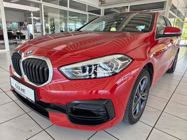 BMW 120 i Sport Line, Navi, PDC, Kam AHK