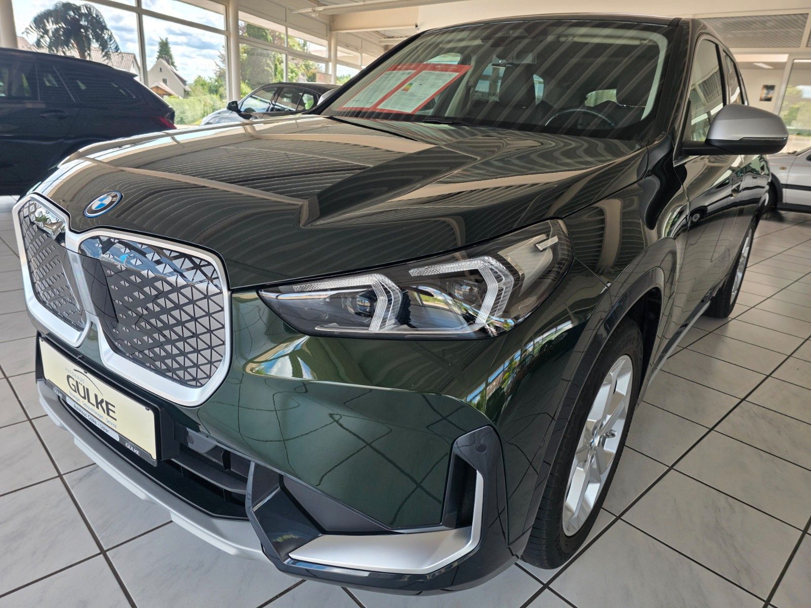 BMW iX1 20 eDrive xLine Navi,PDC,AHK,Kam